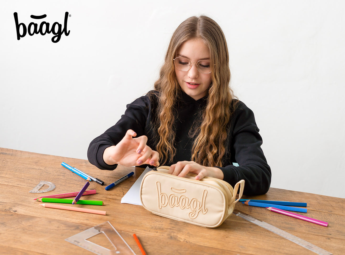 Študentský peračník etui Beige