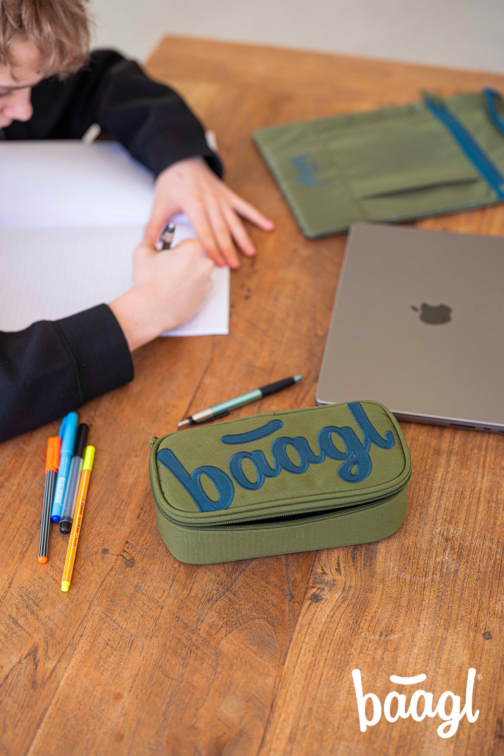 Školský peračník etui Olive