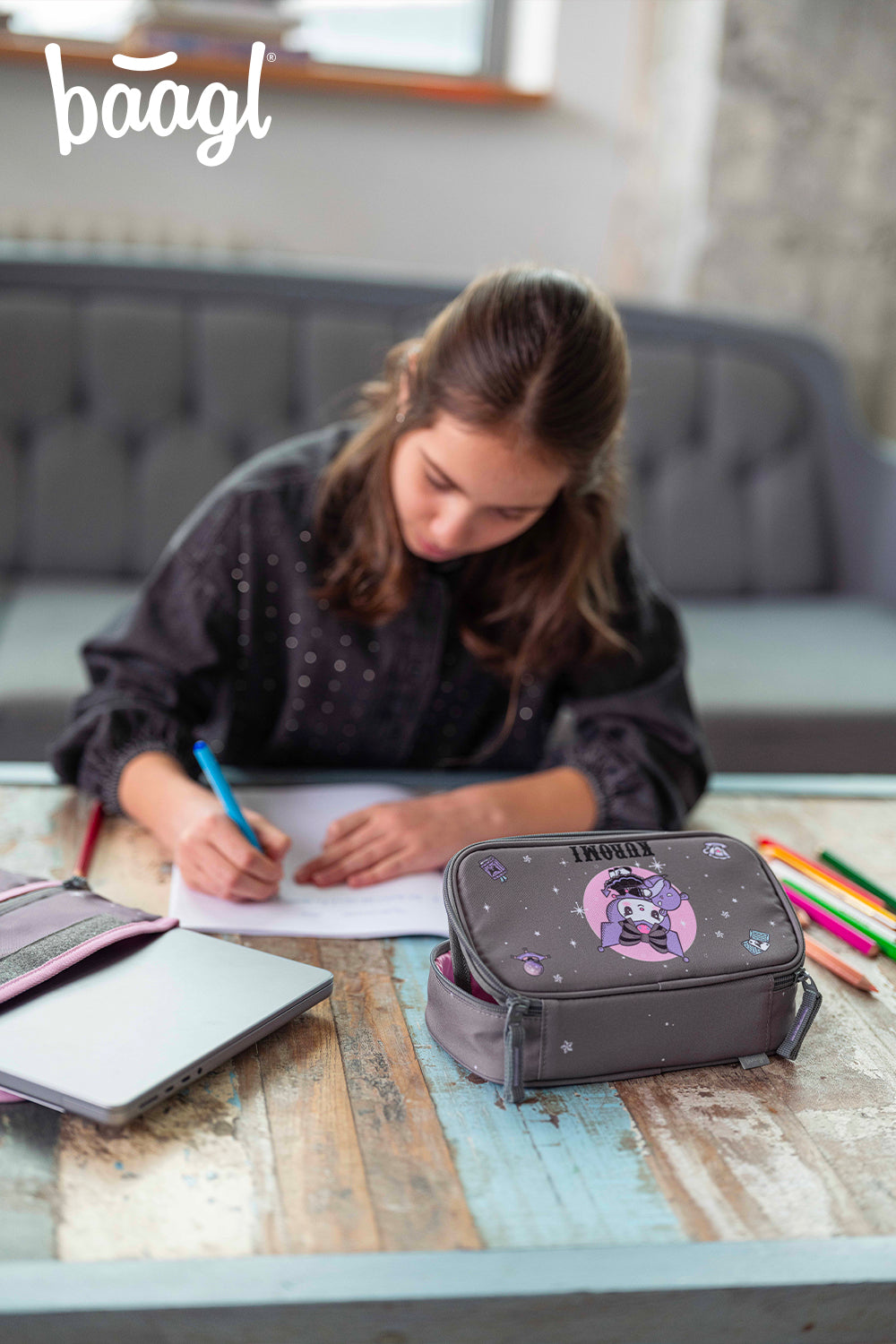 Školský peračník etui Kuromi Grey