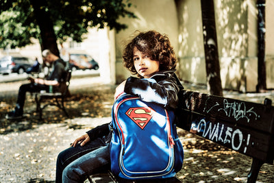 Školský batoh s pršiplášťom Superman – ORIGINAL