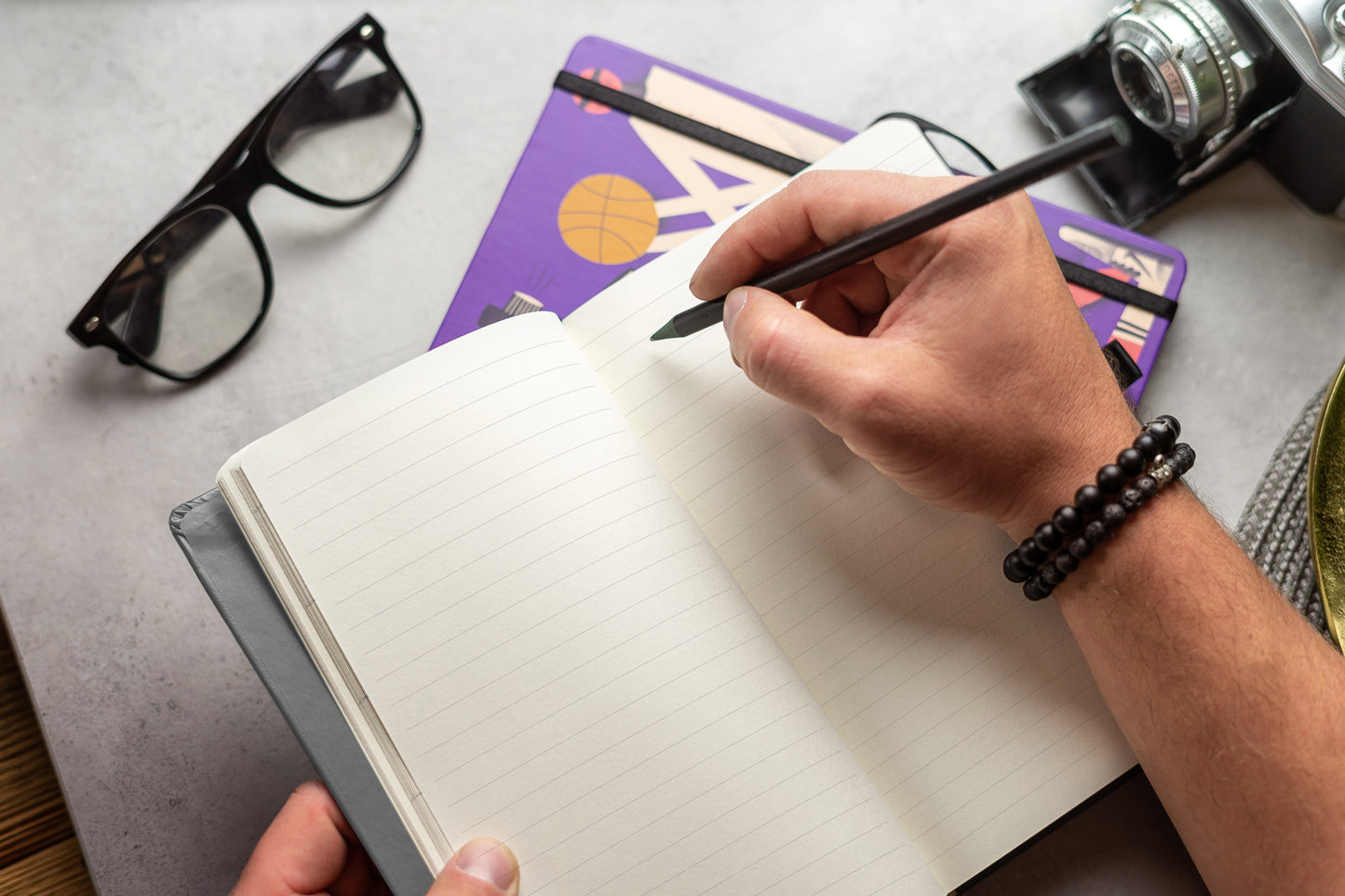 Notes Claude Monet, linajkovaný, 13 × 21 cm