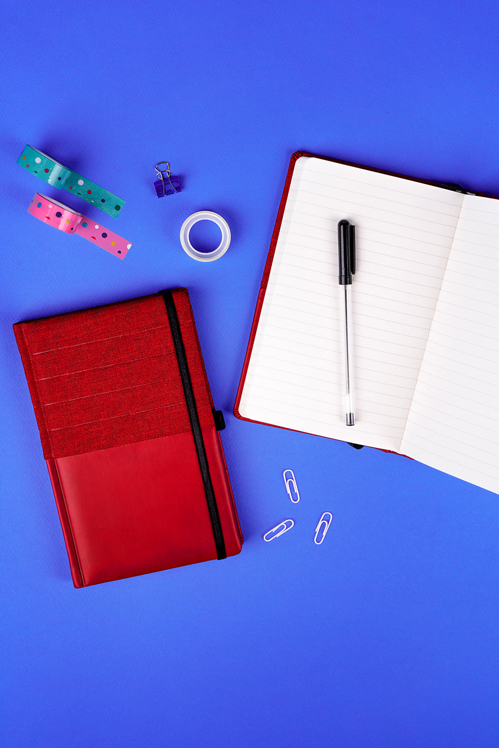 Notebook Skiver, červenovínový, linajkovaný, 13 × 21 cm