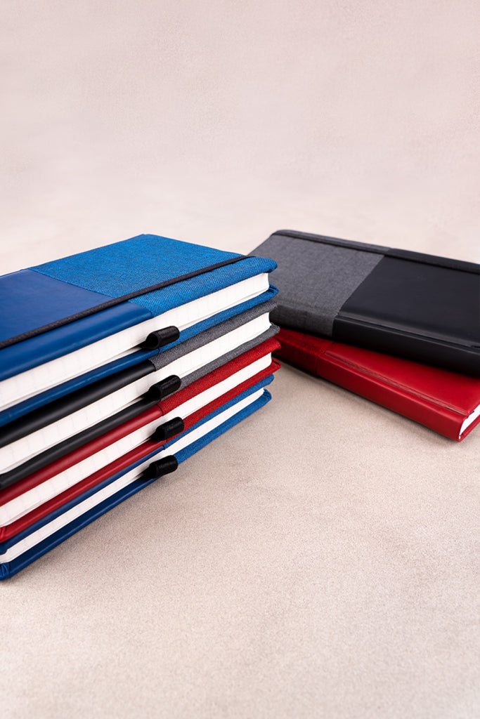 Notebook Skiver, červenovínový, linajkovaný, 13 × 21 cm
